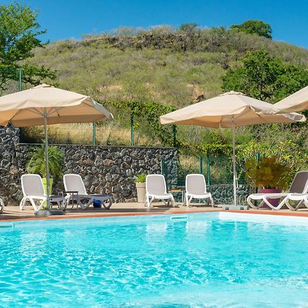 Tama Hotel Saint-Gilles Les Bains Zewnętrze zdjęcie