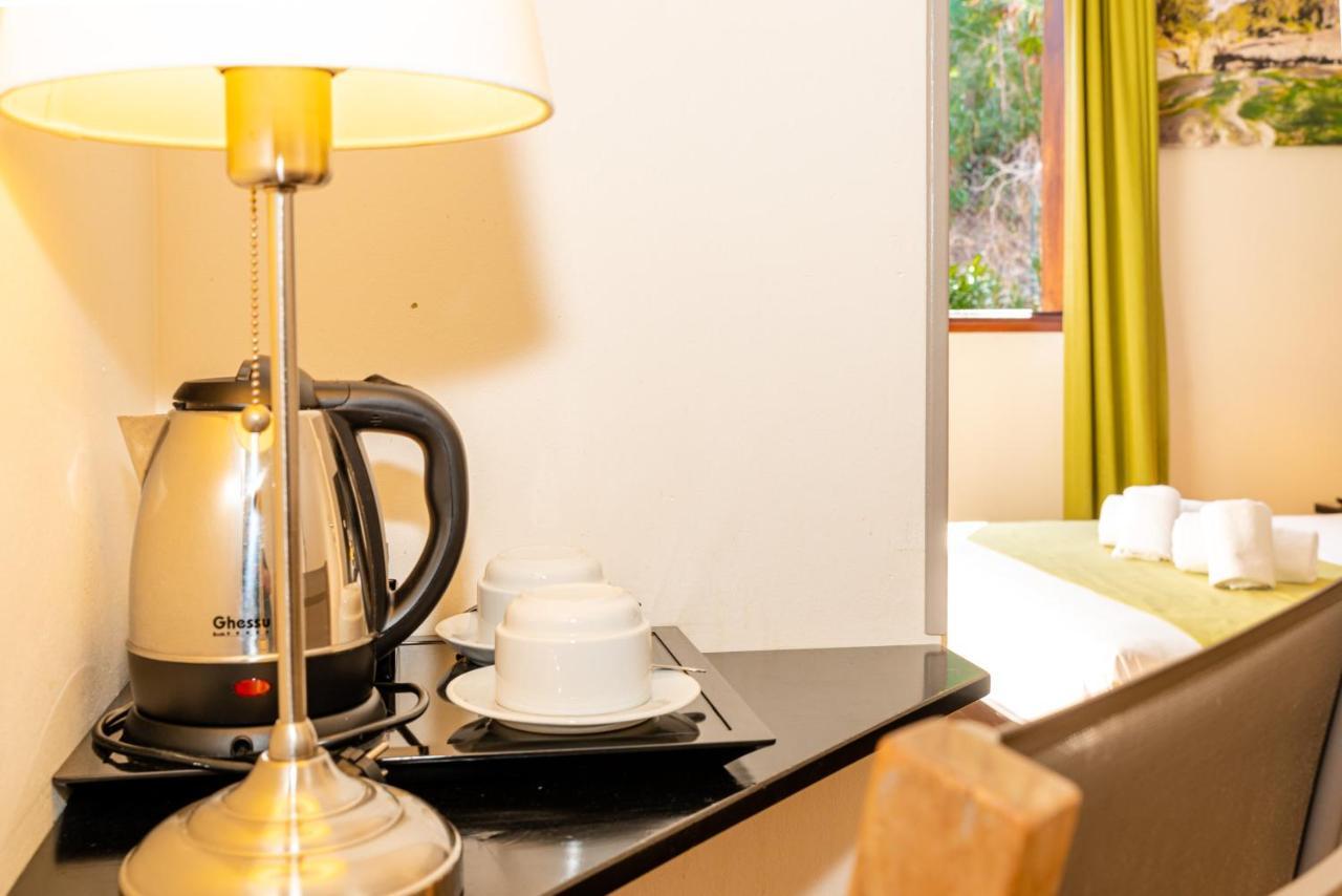 Tama Hotel Saint-Gilles Les Bains Zewnętrze zdjęcie