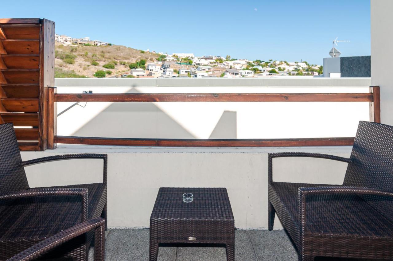 Tama Hotel Saint-Gilles Les Bains Zewnętrze zdjęcie