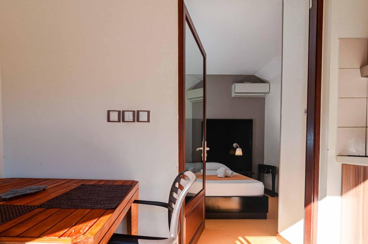 Tama Hotel Saint-Gilles Les Bains Zewnętrze zdjęcie