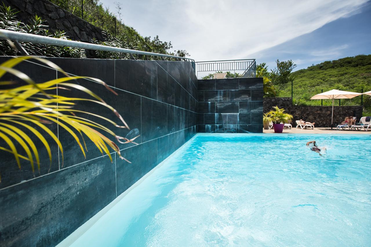 Tama Hotel Saint-Gilles Les Bains Zewnętrze zdjęcie