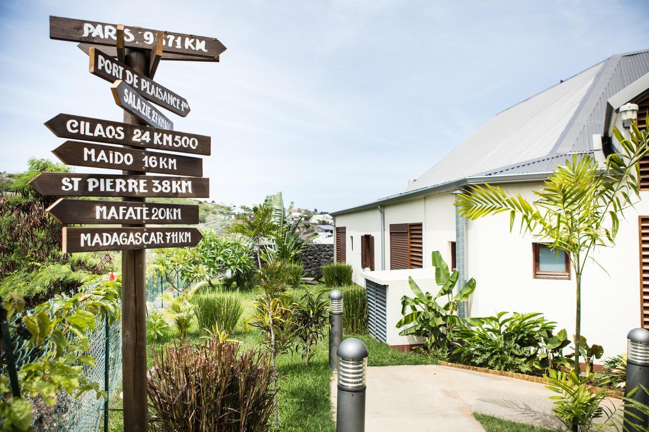 Tama Hotel Saint-Gilles Les Bains Zewnętrze zdjęcie